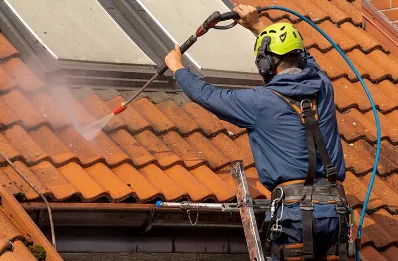 Démoussage et hydrofuge de toiture à Groffliers