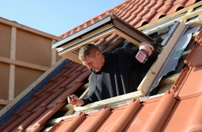 Pose de fenêtres de toit Velux à Groffliers